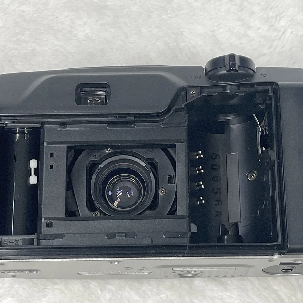 Pentax IQZoom 80G 35mm Point & Shoot Film Camera Bundle Case Manual Tested